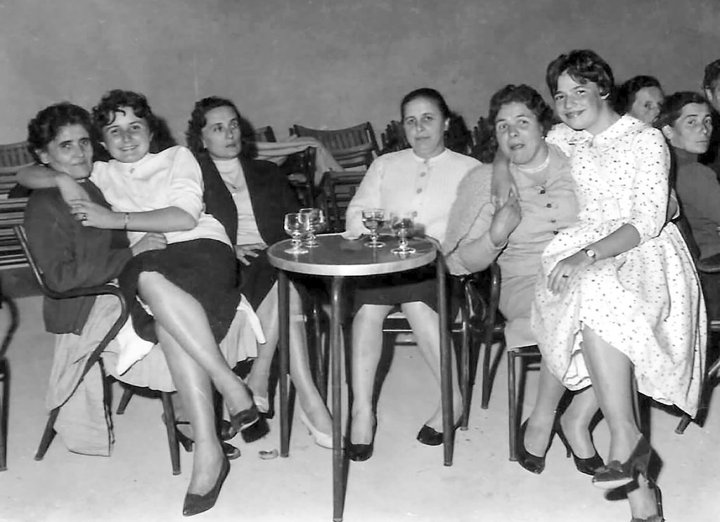 Al tavolino