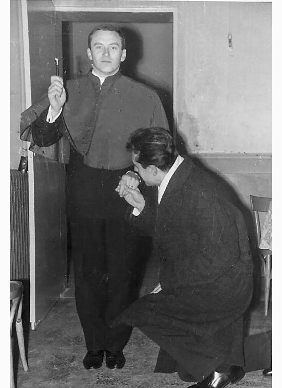 Benito benedicente