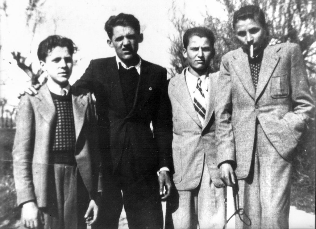 Giuliano con amici