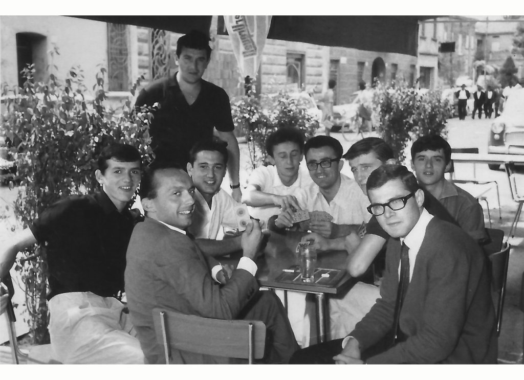 al bar Ascari
