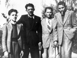 Giuliano con amici