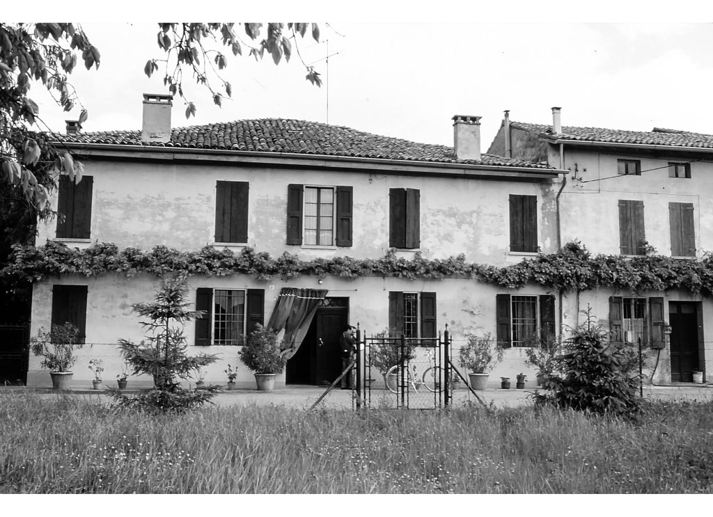 Via Senza nome