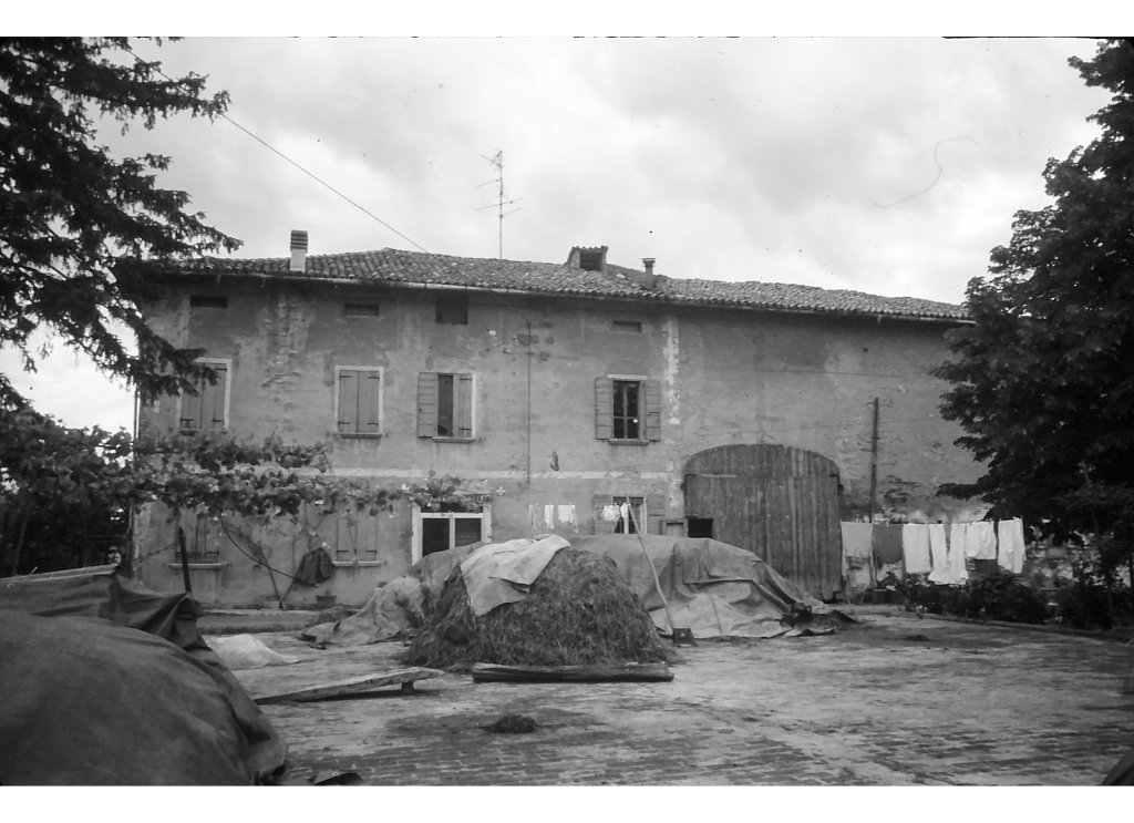 Via Senza nome