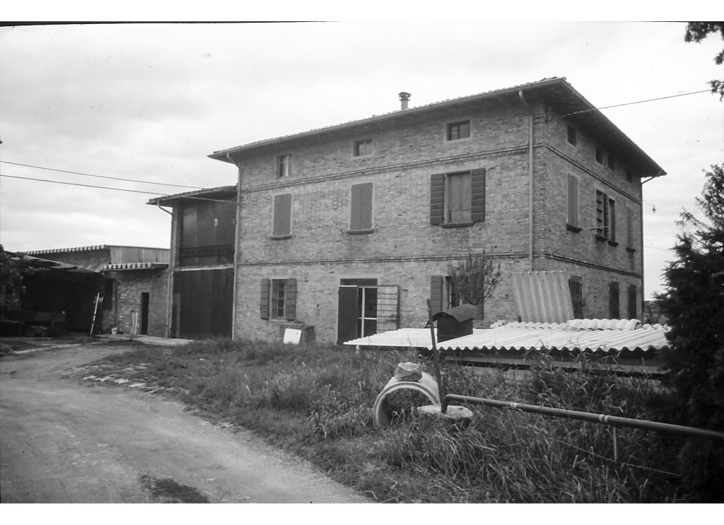 Via Senza nome