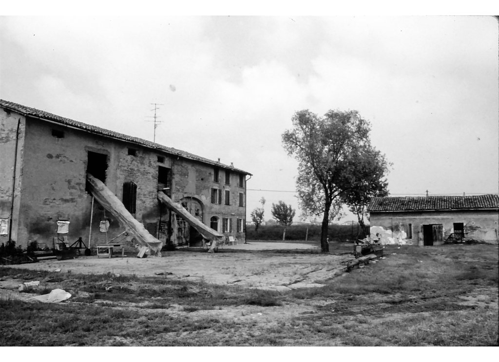 Via Senza nome